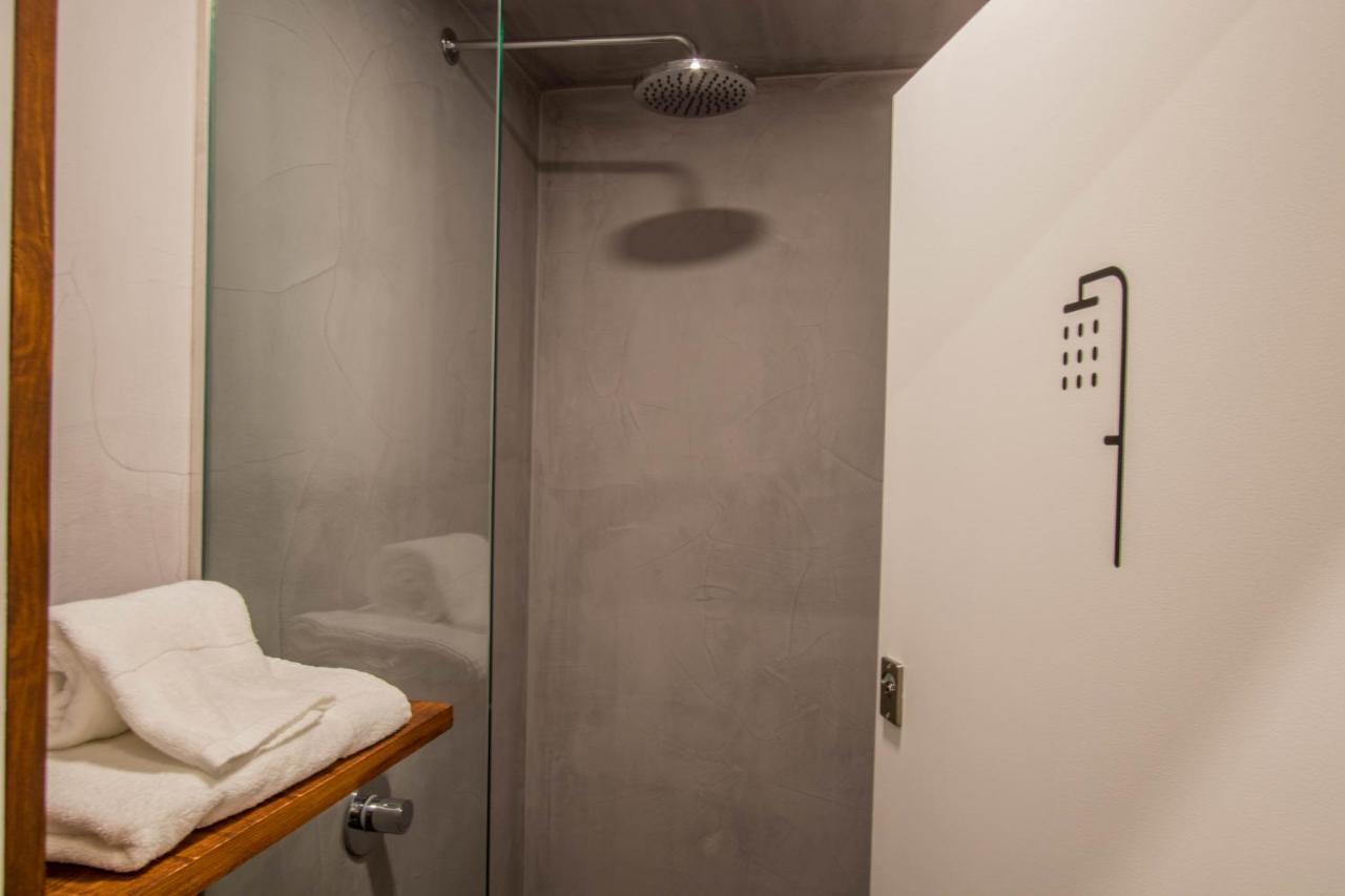 Gig Capsule Hostel Ericeira Kültér fotó